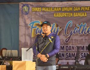 Pembukaan oleh Ismir Rachmaddininato, S.STP (Kepala dinas PUPR Kab. Bangka)